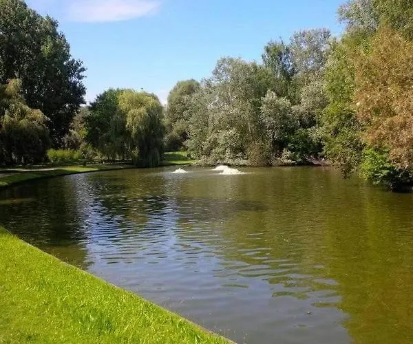 Διαμέρισμα Meuble 92m2 + 2 Terrasses Βρυξέλλες