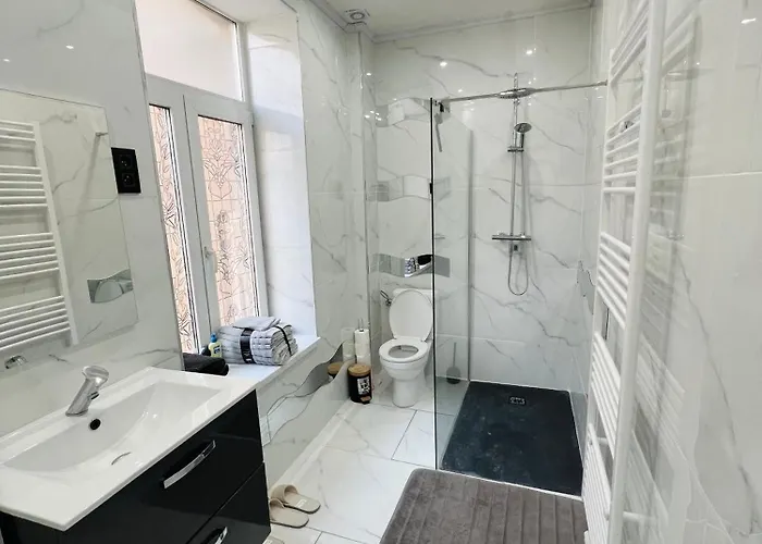 Apartamento Renove Et Radieux A Bruxelas