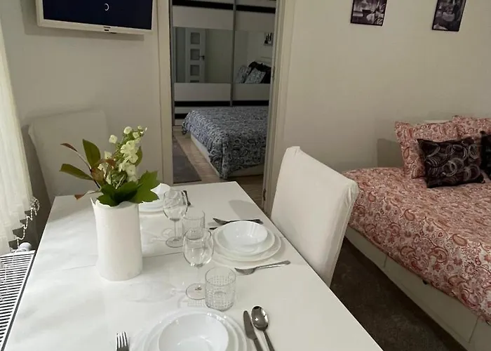 Two Bedroom Flat - Hyper Center *