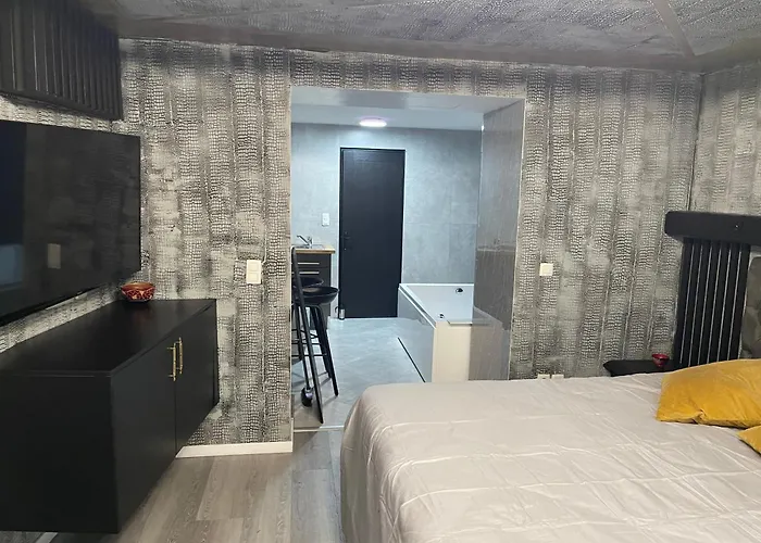 Jungle Romantic - Private Jacuzzi - Lägenhet Bryssel