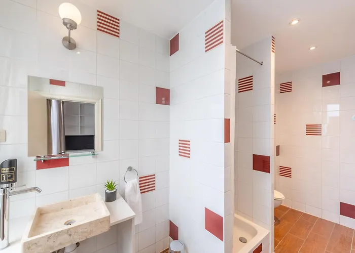 Barry 2* Βρυξέλλες