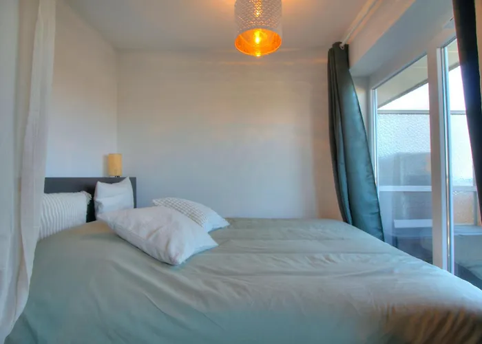 Avec Vue Panoramique Et Parking Gratuit Apartament *