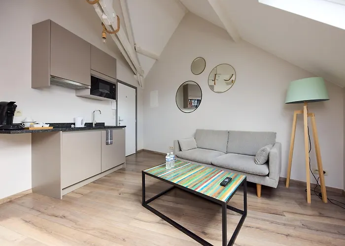 Schuman Luxe * Brussels