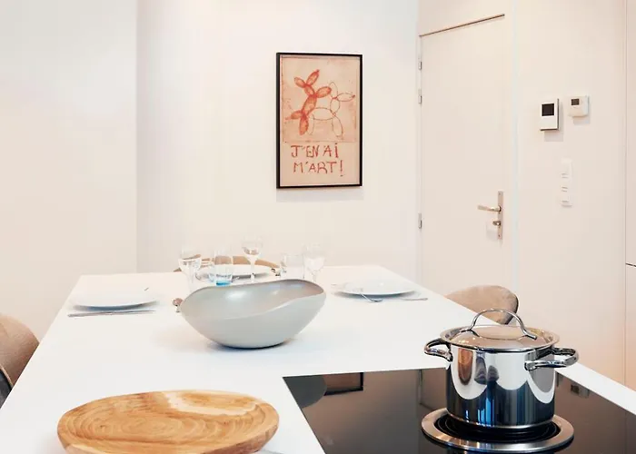 Modern 1br - 90 Sqm *