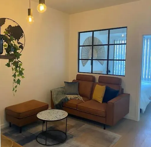 Avec Parking Gratuit Sur Place 5d * Bruxelas