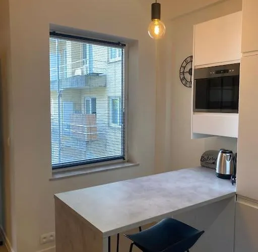 Avec Parking Gratuit Sur Place 5d *