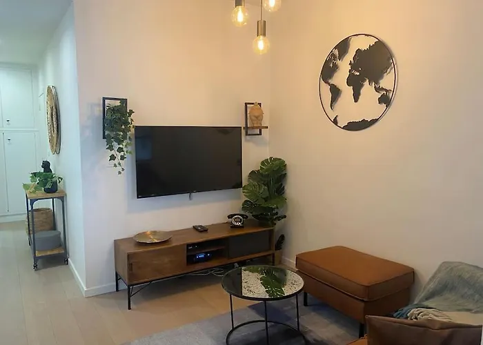 Avec Parking Gratuit Sur Place 5d Apartamento Bruxelas