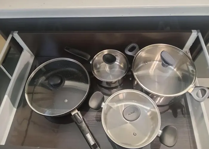 Chaussee De Wavre Family App's Apartment