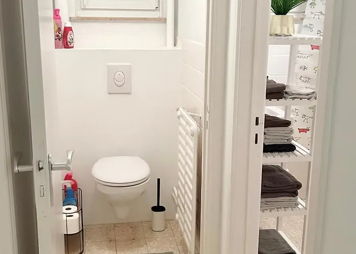 Daire Charming Two Bedroom Flat - Nato - *