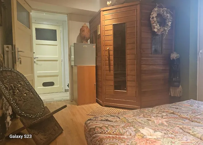 Tropical Nocleg ze śniadaniem