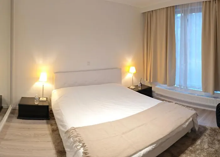 Terasse Plein Sud A Forest Daire Brüksel