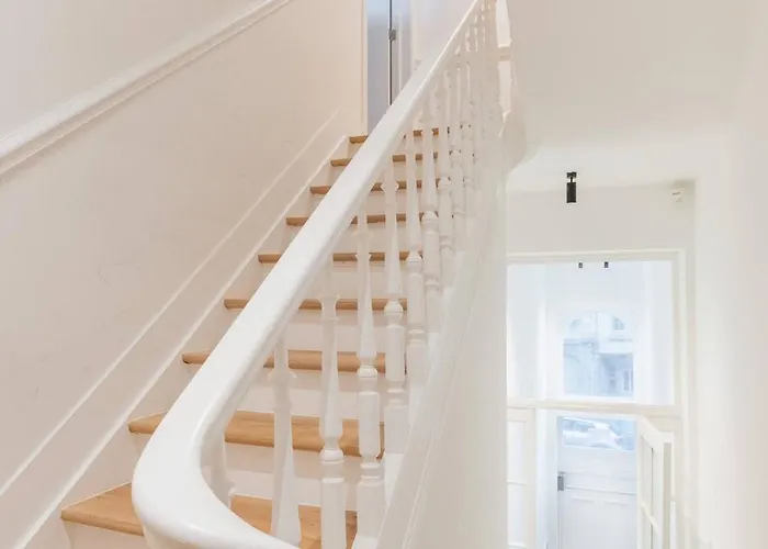 Self Check In For 2 In Heart Of Trendy Saint-gilles *