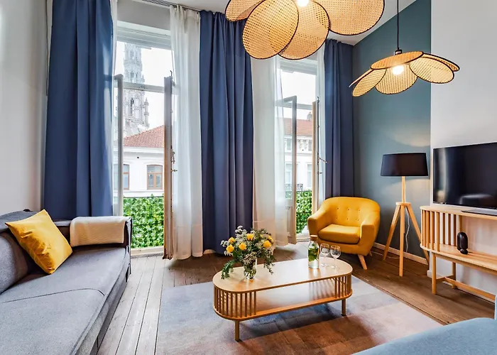 Exclusive 2br With Unesco Views Apartmán Brusel