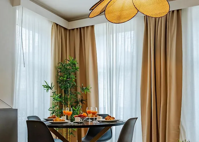 Modern Flat Near Grand Place Апартаменты Брюссель