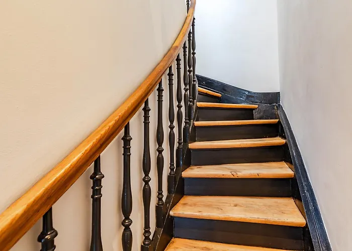 Апартаменты Modern Flat Near Grand Place Брюссель