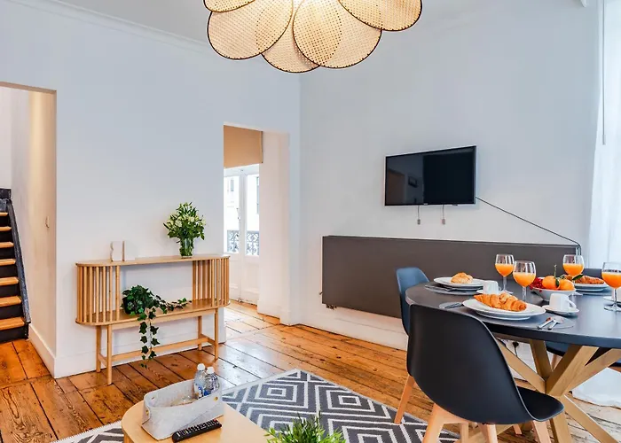 Modern Flat Near Grand Place * Брюссель