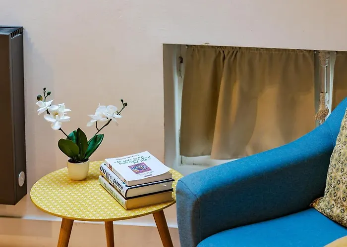 Modern Flat Near Grand Place Апартаменты *