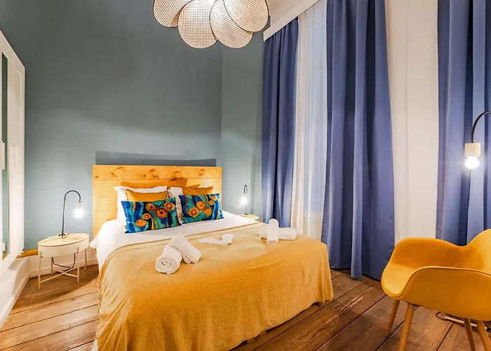 Modern Flat Near Grand Place Апартаменты Брюссель