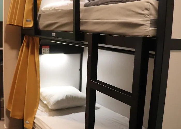 Hi Brussels Jacques Brel Hostel