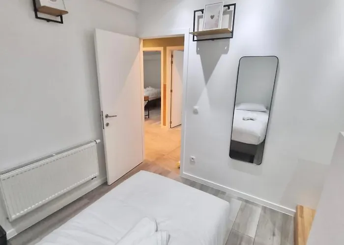 Apartamento Plantin 4 *