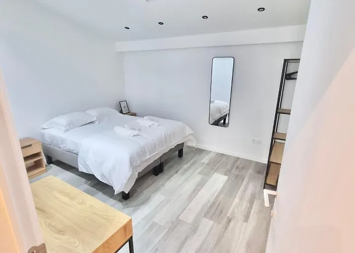 Plantin 4 * Bruxelas