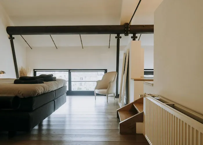 Magnificent Loft - 3 Bedroom Duplex Apartman Brüsszel