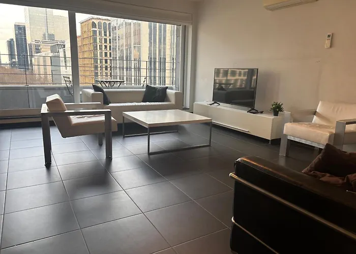 Appartamento Charming With Balcony Views *