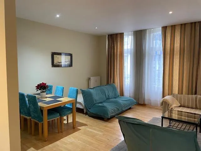 Bourse Grand Place Apartman *