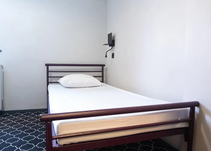 Szálloda Safestay Grand Place 3*