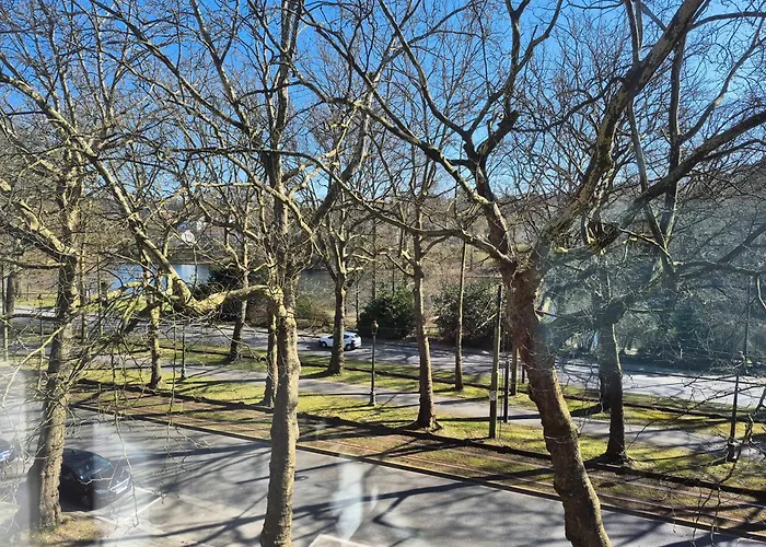 Pansiyon Souverain 94 Brüksel