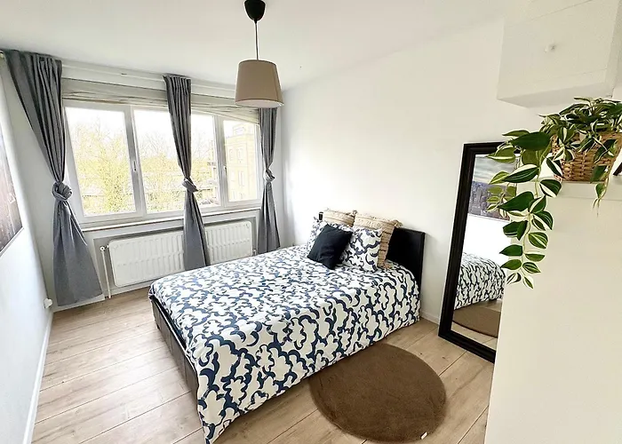 Daire Charming Two Bedroom Flat - Nato -