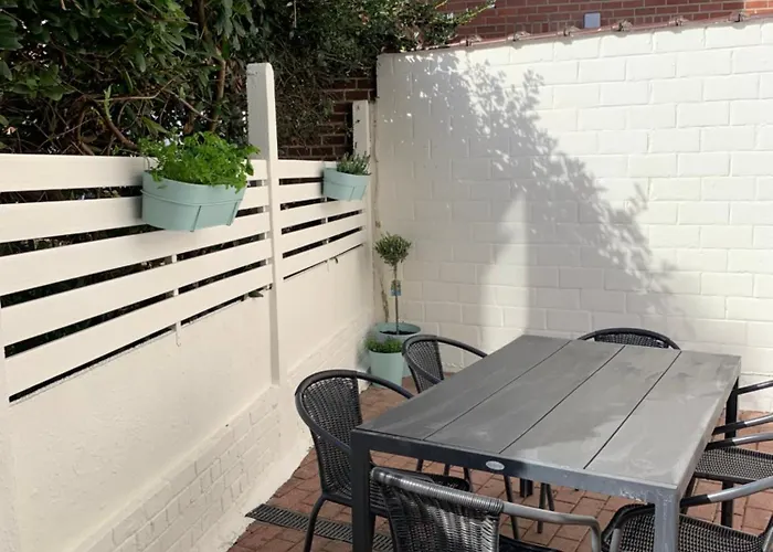 Belle Etage A Stockel With Charming Patio Διαμέρισμα