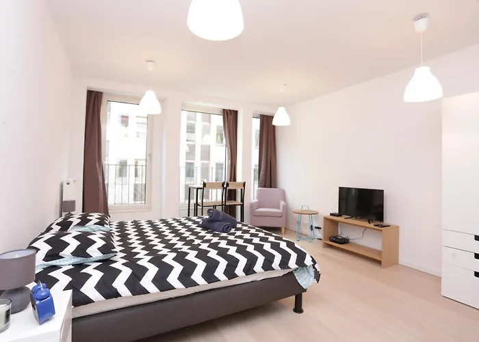 Center Flat بروكسل