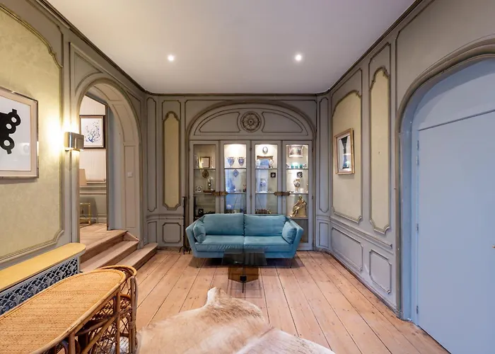 Du Sablon Apartment *