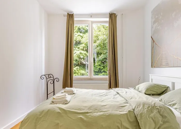 Maison Du Cinquantenaire - The Residential *