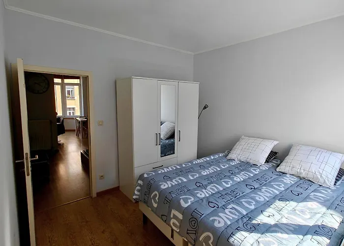 Diamant - Chic & Lumineux דירה בריסל