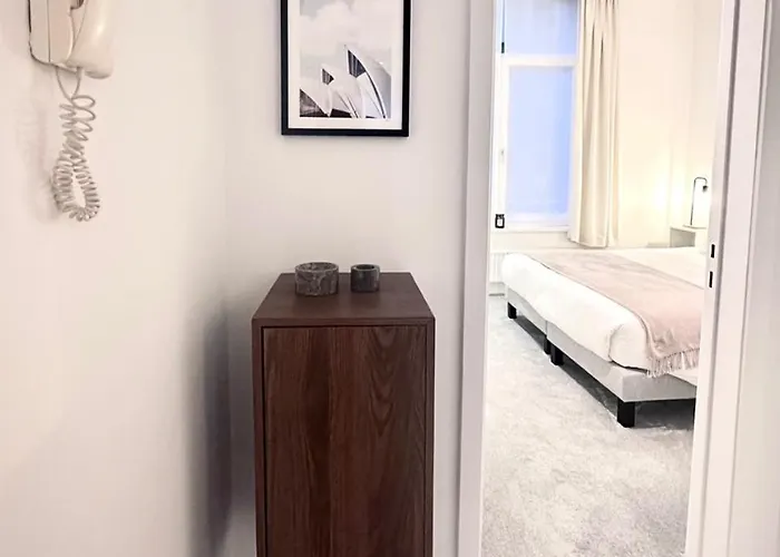 Magnificent In Sablon Apartamento