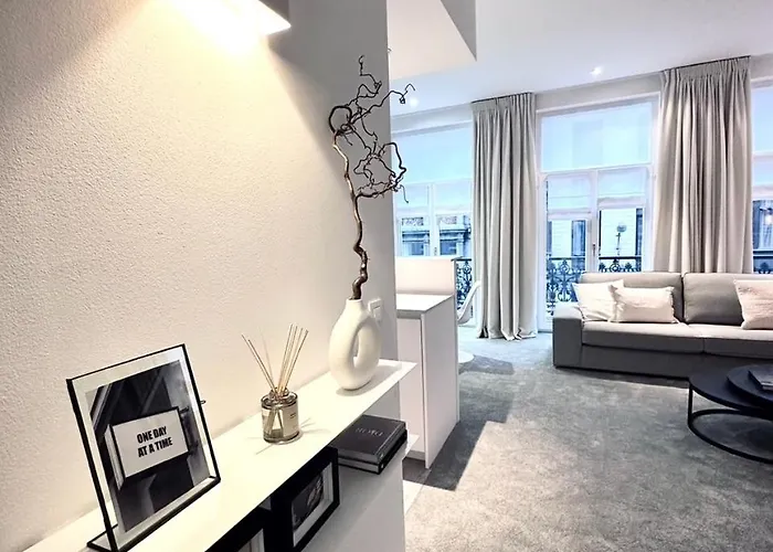 Magnificent In Sablon Brüsszel