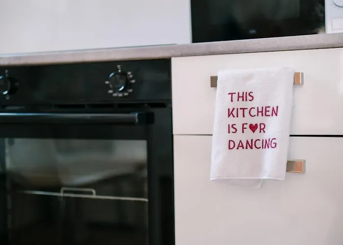 Slow Moments In Appartement