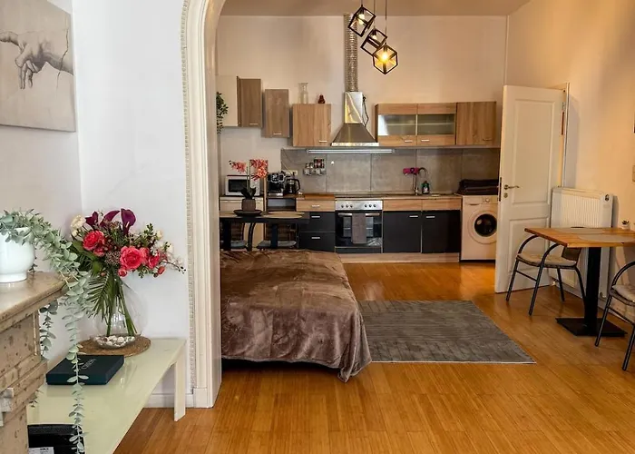 The Louise Apartment *