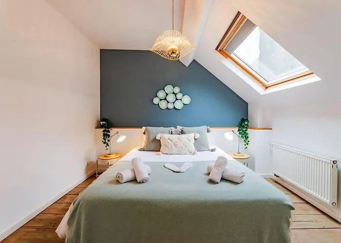 Exclusive 2br With Unesco Views *