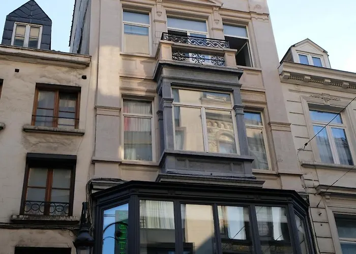 Center Spacious And *