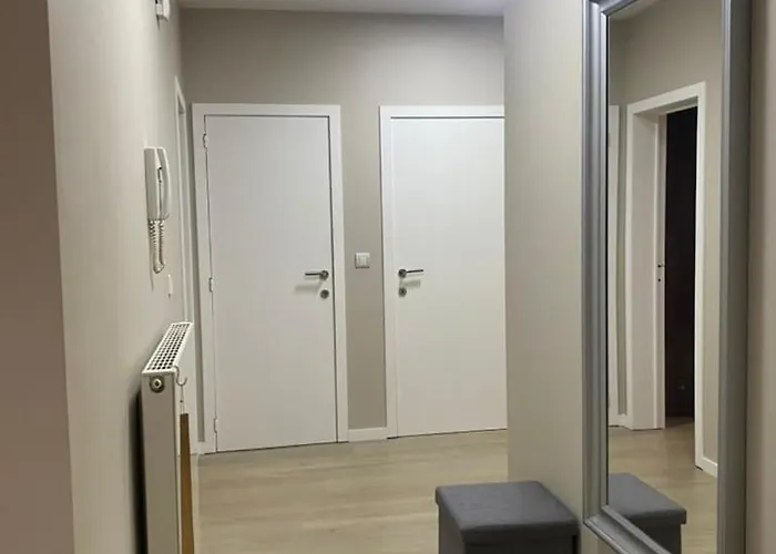 Modern 2-bed Urban *