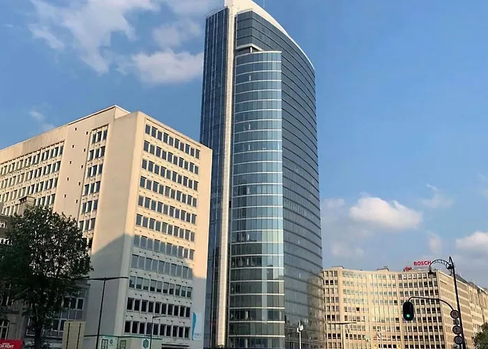 Daire Royal - Freedom Square