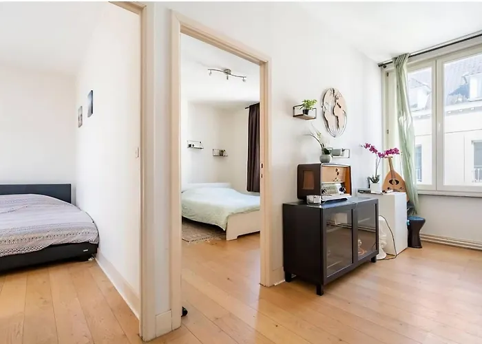 Daire Royal - Freedom Square