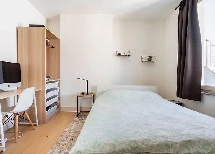 Daire Royal - Freedom Square