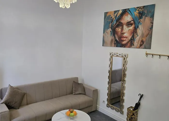 Garden's Jacuzzi 1 *