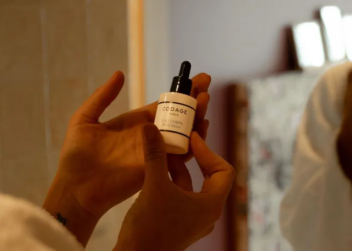 9hotel Chelton ホテル ブリュッセル