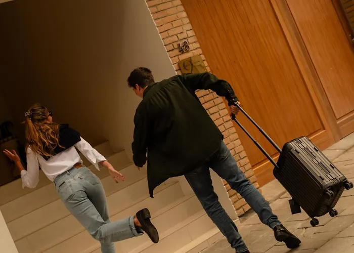 9hotel Chelton Otel Brüksel