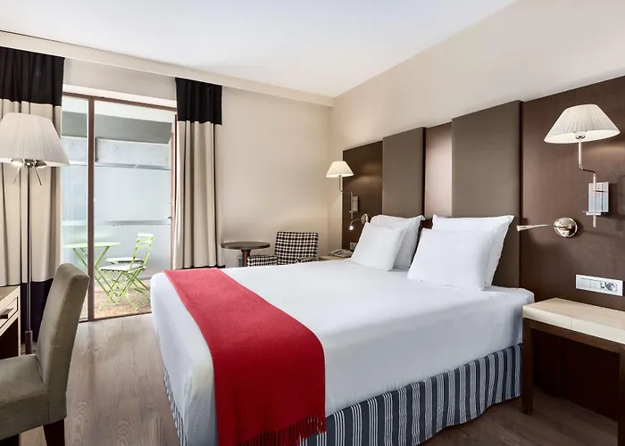 Nh Grand Place Arenberg Hotel 4*